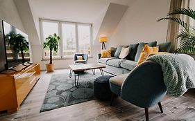 großzügiges, stylisches Apartment I 8 Personen I Eifel I Naturliebhaber I